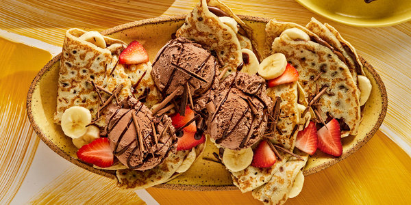 BERRY CHOCOLATE HAZELNUT CRÊPE OVERLOAD