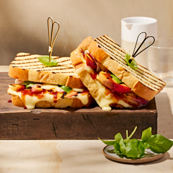 PEACH & BRIE GRILLED CHEESE