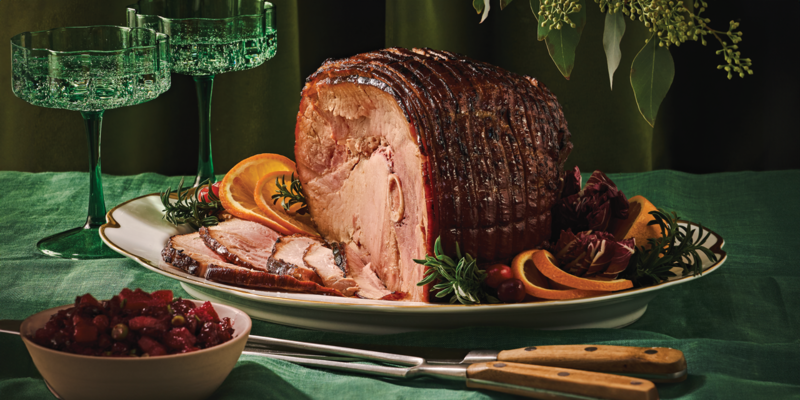 CLASSIC SPIRAL HAM WITH DOUBLE CRANBERRY PINEAPPLE CHUTNEY