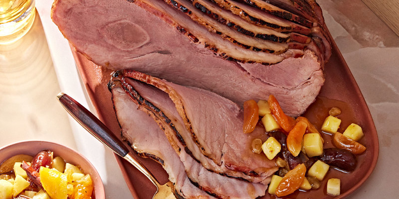 FIG-GLAZED HAM WITH CINNAMON APPLE COMPOTE